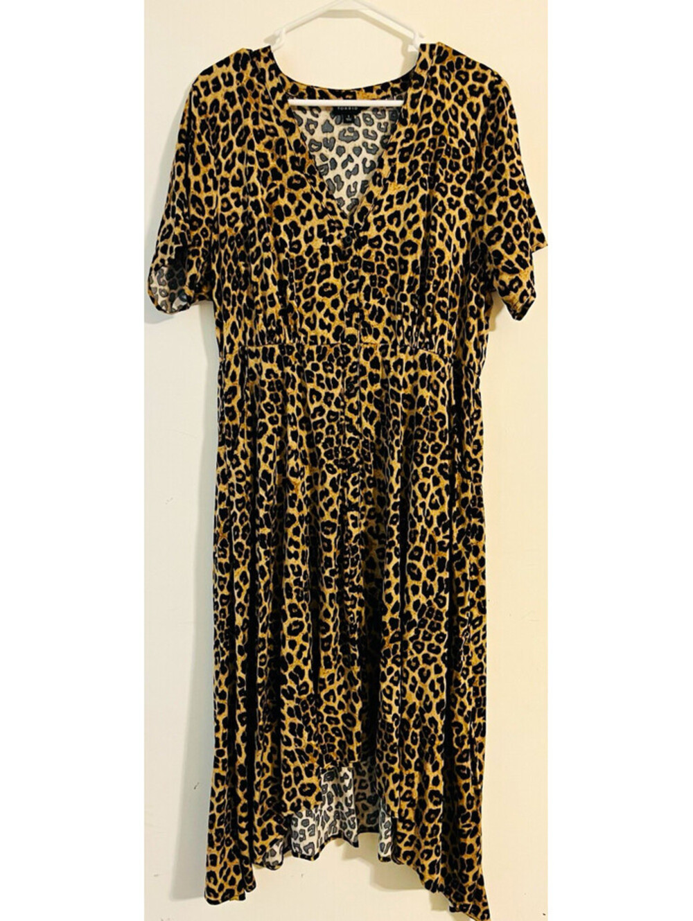 Torrid Leopard Animal Print V-Neck Short Sleeve Midi Dress Plus Size 1